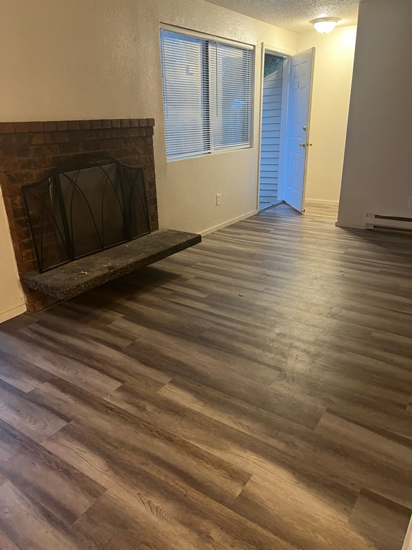 Photo - 220 Ellingson Dr Unidad B