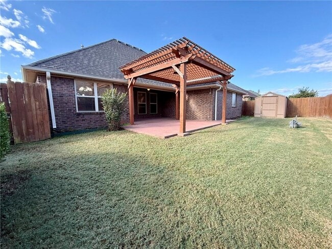 Photo - 1271 Coventry Ln