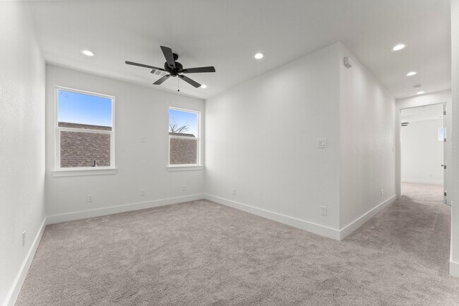 Photo - 6808 Ralston St