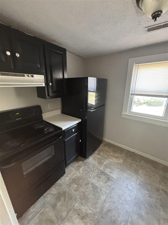 Photo - 1456 Park St Unit #2