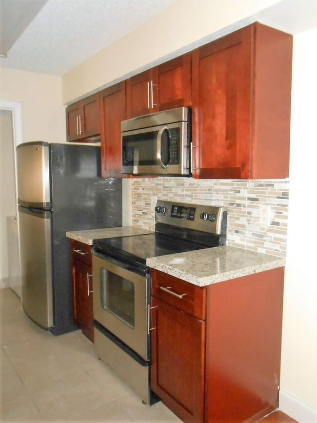 Photo - spacious 2 Bed / 2 Bath Condo
