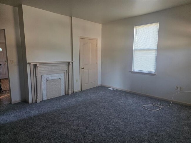 Photo - 521 9th Ave