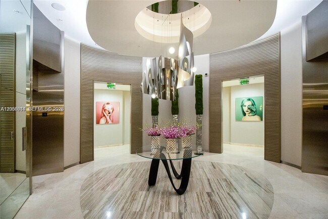 10275 Collins Ave Unit 614