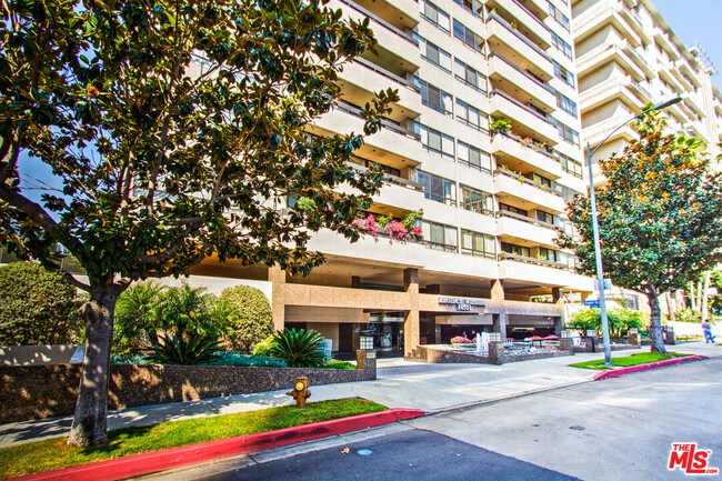 Photo - 10551 Wilshire Blvd Condo Unit 1405