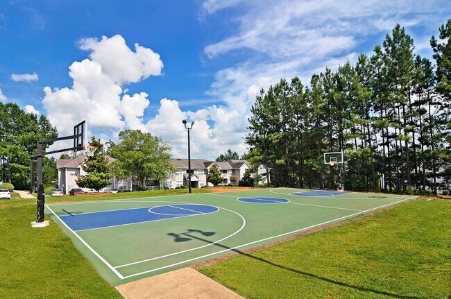 Apartamentos River Club - Apartamentos fuera del campus - Cerca de la cancha de baloncesto de la Universidad de Georgia en Athens, Georgia - River Club Apartments