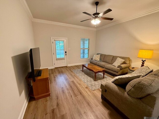 Photo - 7306 Kenilworth Crossing Ave