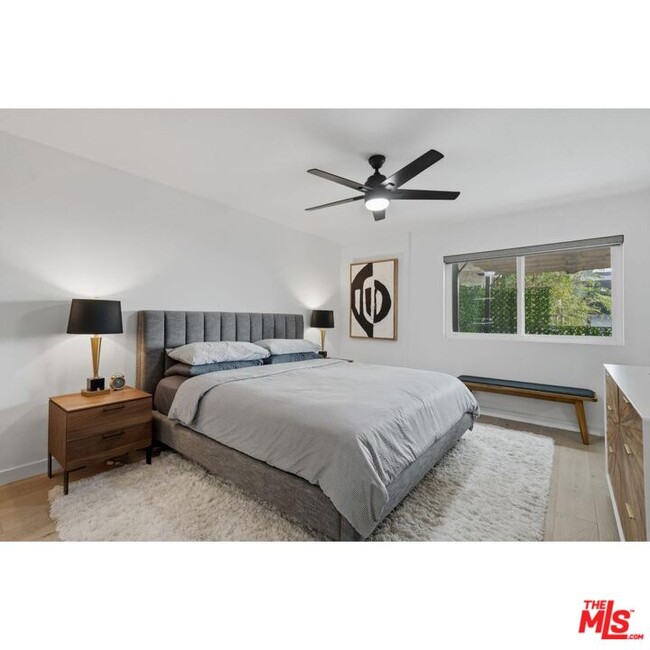 1230 Horn Ave Unit 305