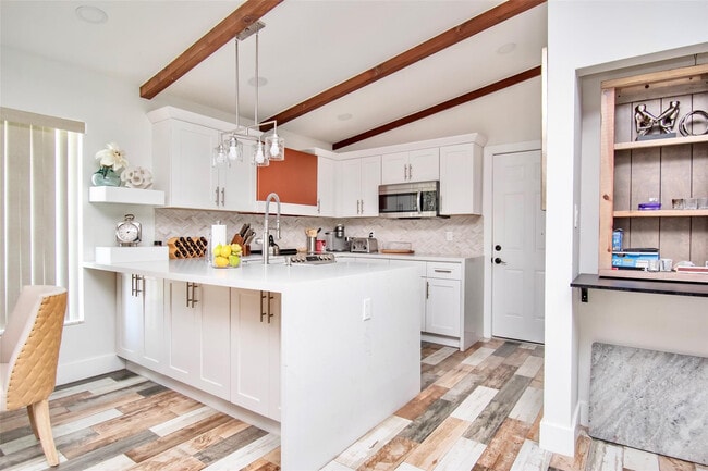 Photo - 6557 Country Wood Way