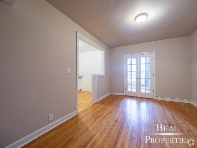 Building Photo - 2 bedroom in DEERFIELD IL 60015 Unit 342B3 Rental