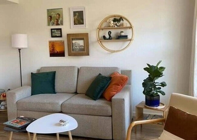 490 Abby Ln Unit 3