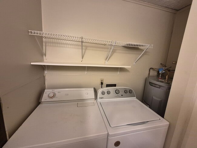 Laundry - 128 Morgan Drive Unit #4