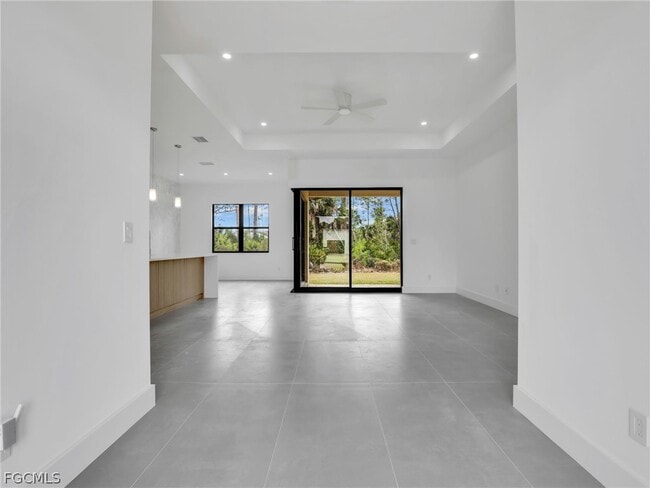 Building Photo - 6161 Feise St