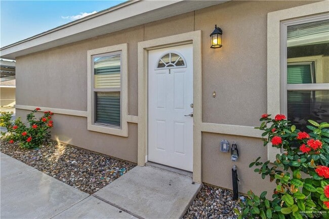 Photo - 14 14th St Unit 1