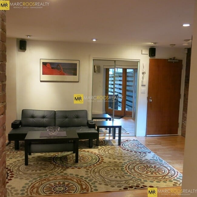 Photo - 111 Gainsborough St Unit 207