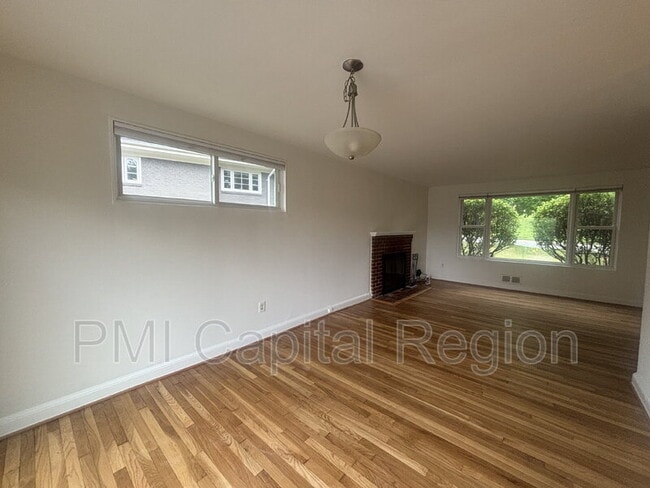 Photo - 2929 Terrace Dr