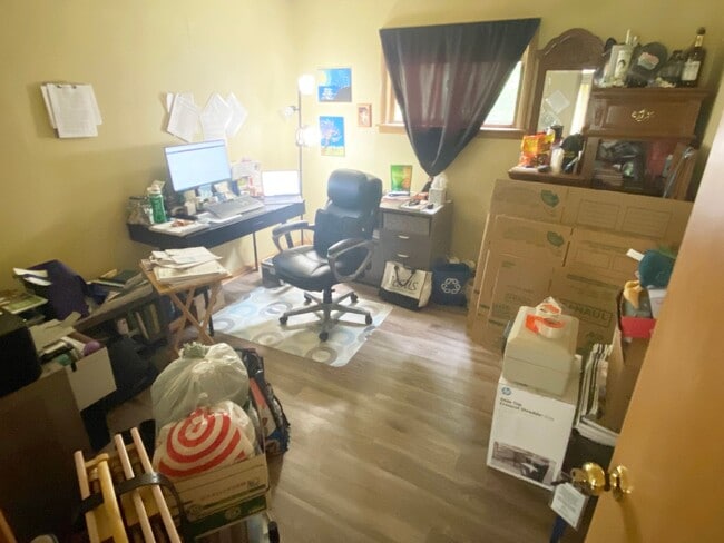 Photo - 3-bedroom Home on Private Country Lot with...