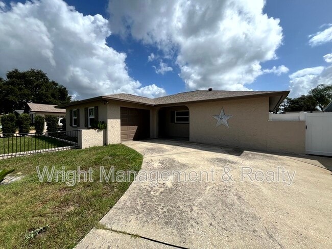 Photo - 1403 Stonehaven Way