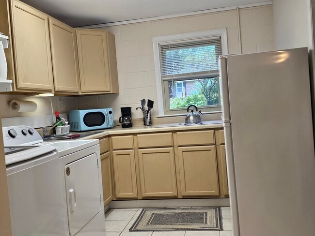 Photo - 3212 Fairforest Pl