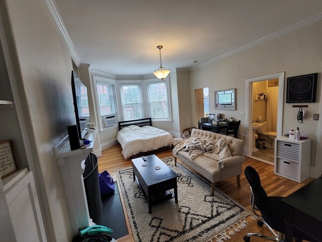 Photo - 387 Marlborough St Unit 7