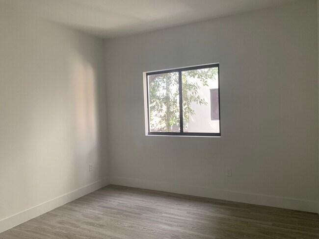 Photo - Avenu Heights