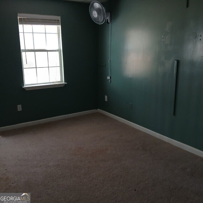 Building Photo - 1430 Paddocks Ct