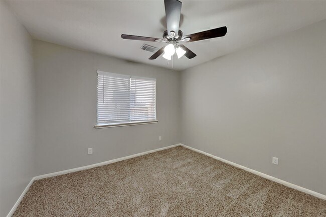 Building Photo - 20311 Longspring Dr