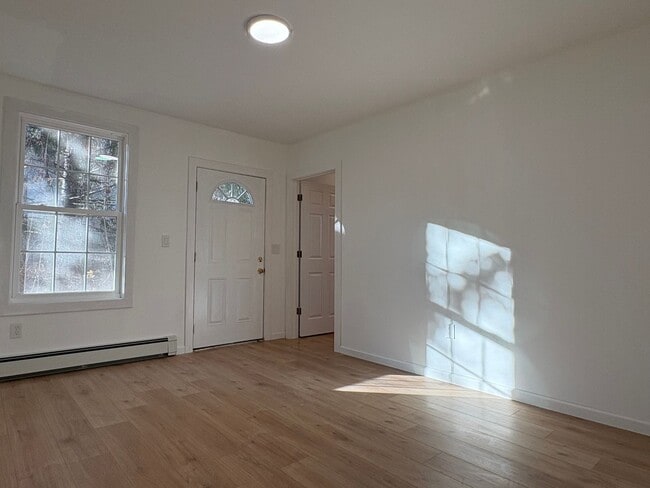 Photo - 24 Willis St Unit 1