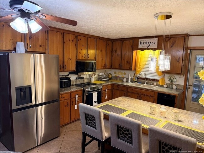 Photo - 4080 Rosehill Rd