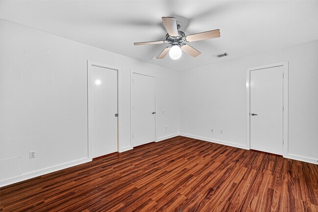 Photo - 2809 La Branch St