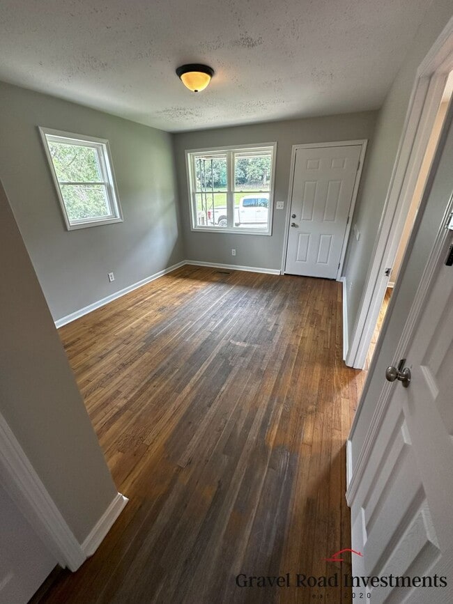 Photo - 3 Bedroom 1 Bath Home