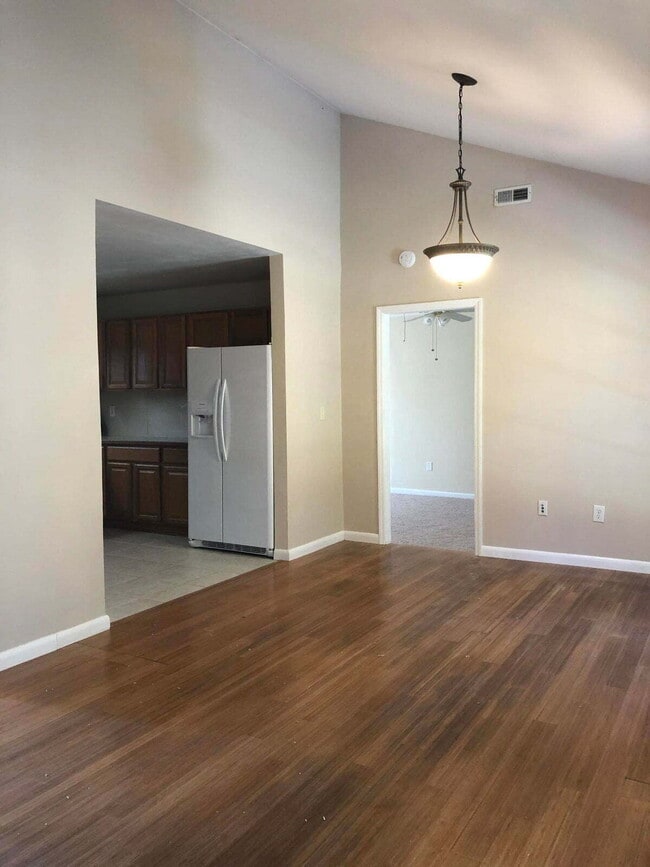 Photo - 115 Aylesbury Rd