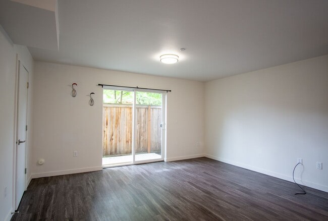 Photo - Stylish + Modern Corner 2-Bedroom Townhouse! Unit 06