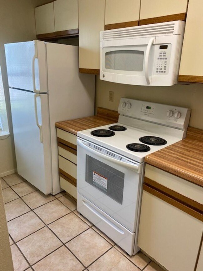 Photo - 2 bedroom condo close to UNT