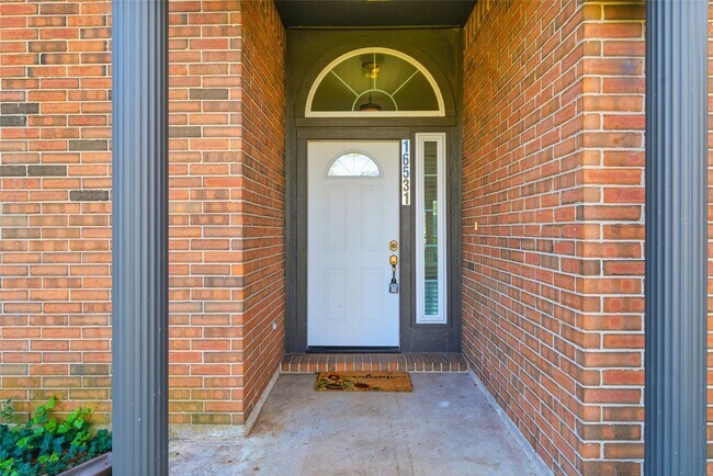 Photo - 16531 Tranquil Dr