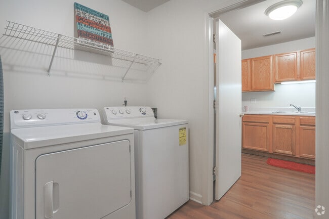 2 BR, 2 BA - Laundry Room