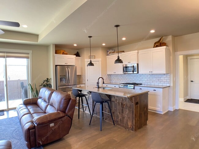 Photo - **Unfurnished** Single-level 3 BR-2BA Home with Mountain Views