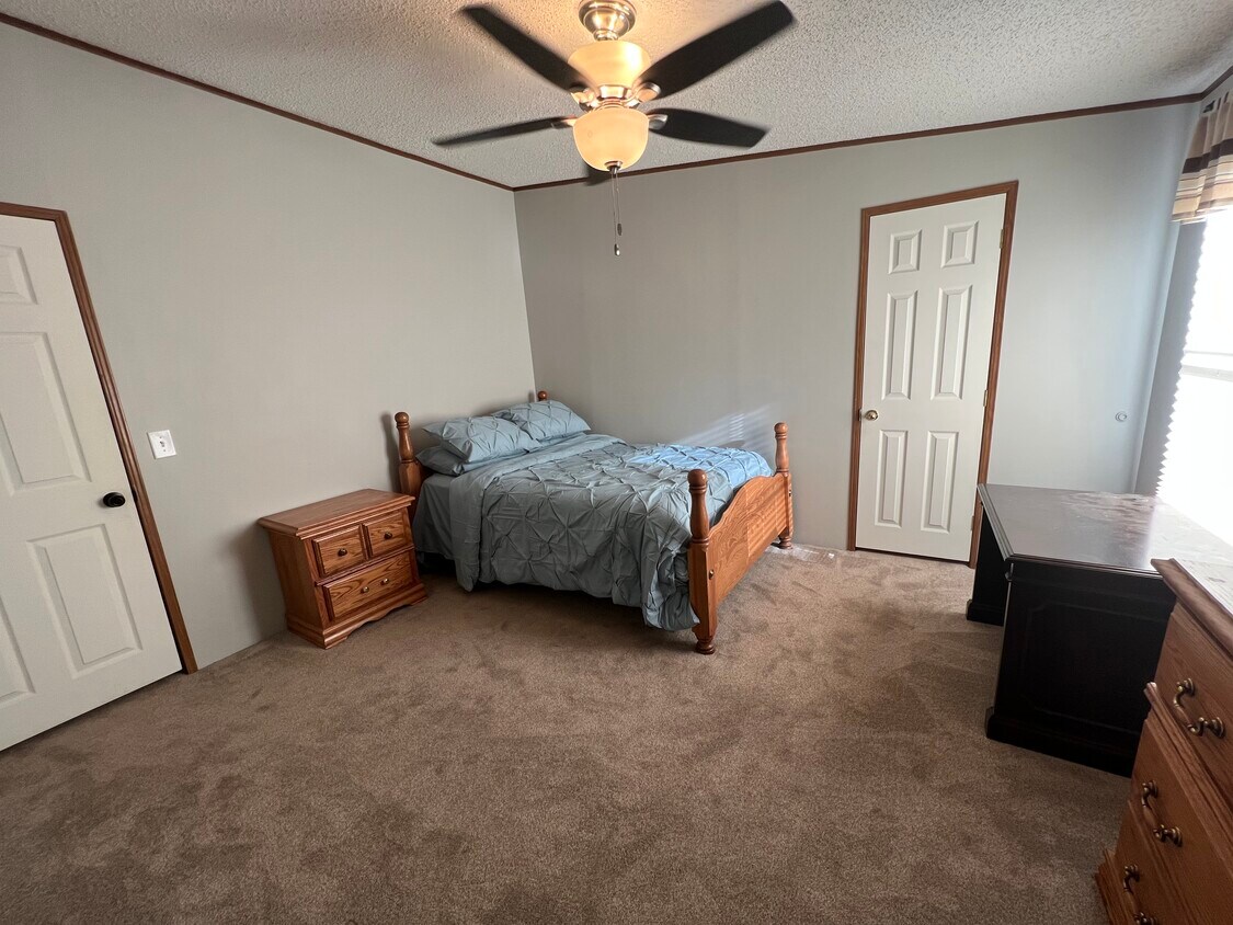 Photo - 31 Rainey Rd (Greenville, SC)