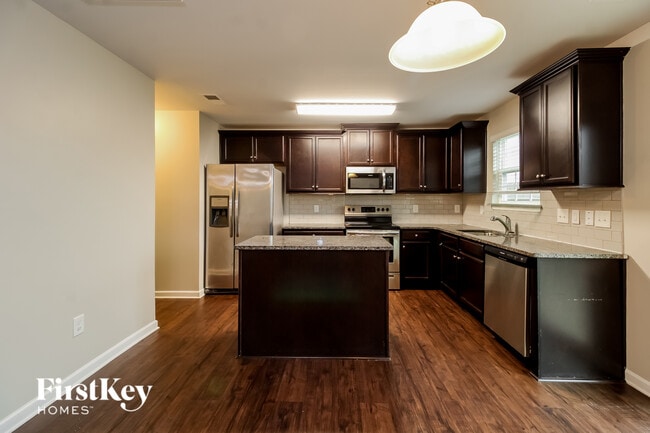 Photo - 654 Affirmed Dr