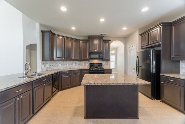 Photo - 8 Florentino Vine Pl