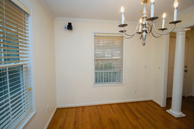 Photo - Charming 3 Bedroom, 2 Bathroom in Rosewood...