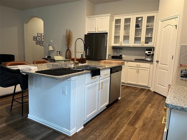 Photo - 1080 Leadtree Loop