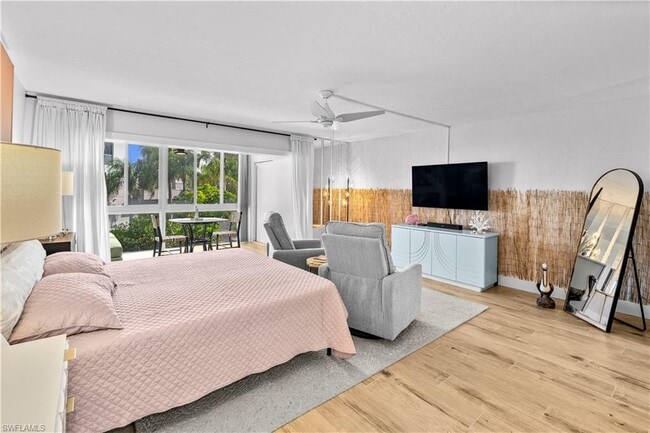 Photo - 377 Vanderbilt Beach Rd