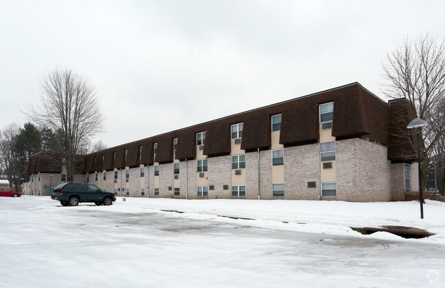 Pembrook Place - Pembrook Place Apartments