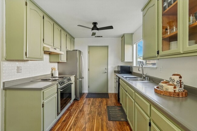 Photo - Single-Story 3 Bedroom Home in Quiet El Dorado Cul-De-Sac! Dog Friendly!