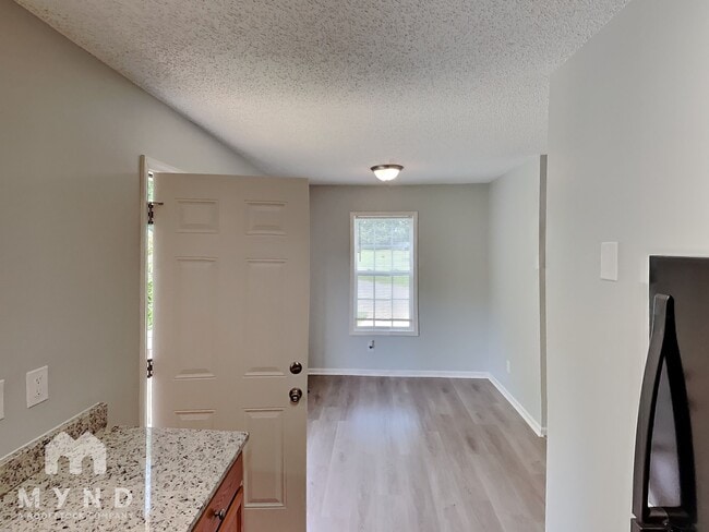Photo - 305 S Pinchback Ave