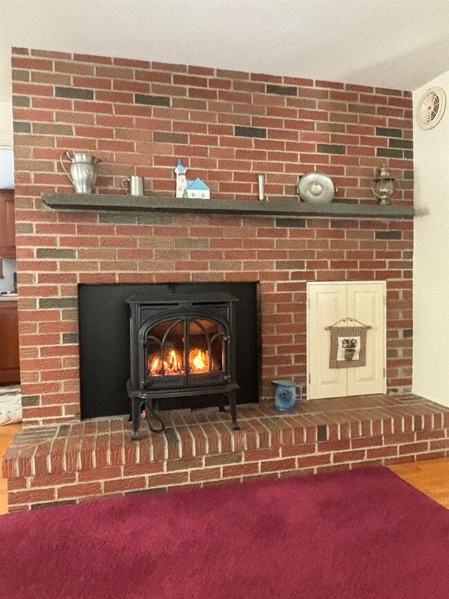 Photo - 104 Woodland Rd