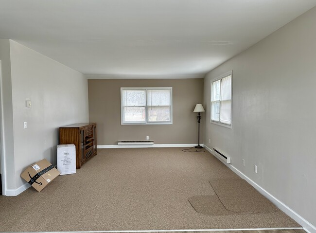 Photo - 226 Maple St