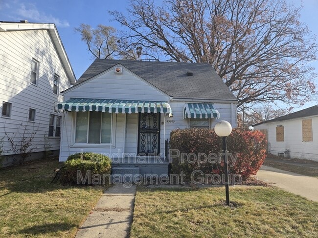 Building Photo - 19960 Wisconsin St