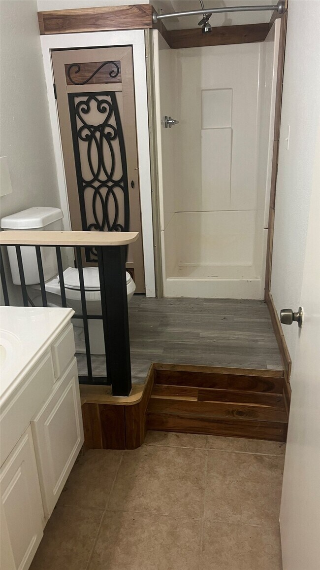 Photo - 10025 Randolph St