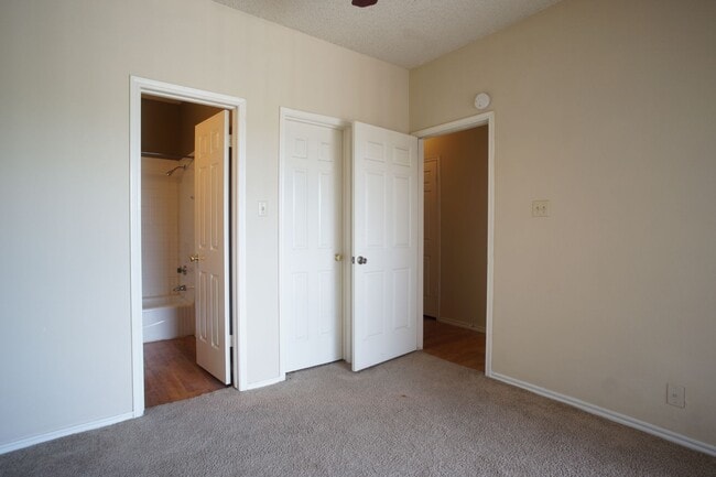 Photo - PRELEASE 8/15/2025 2 bed 2 bath Unit 102